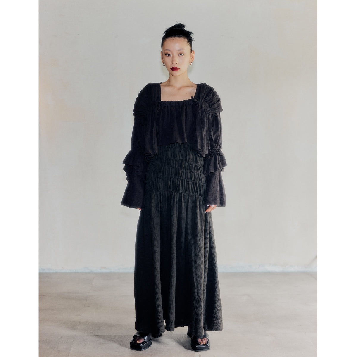 Black-dyed Aemilie Dress – Maison Mume